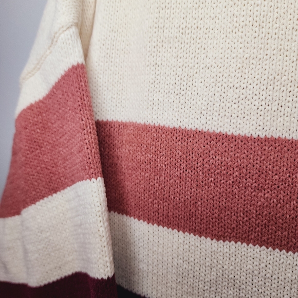 Maurices Sweater - NWT - Picture 2 of 3